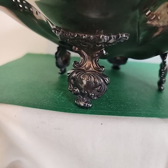 ATQ VAN BERGH Rochester Ny Bride Basket Quadruple Silverplate Floral Footed - Picture 10 of 11